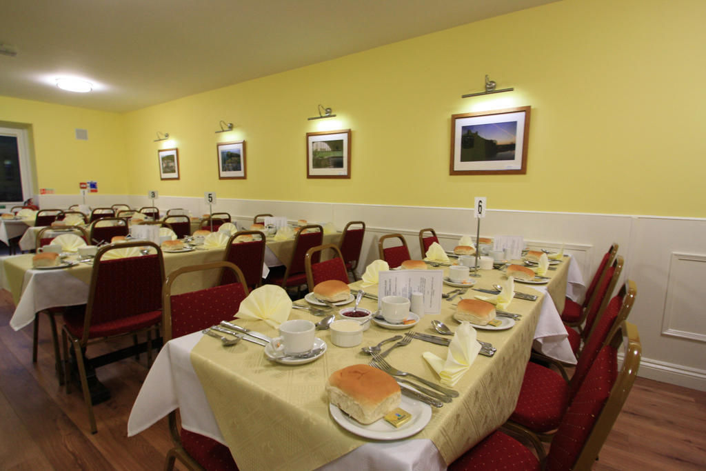 Emlyn Arms Bed & Breakfast Llanarthney Екстериор снимка